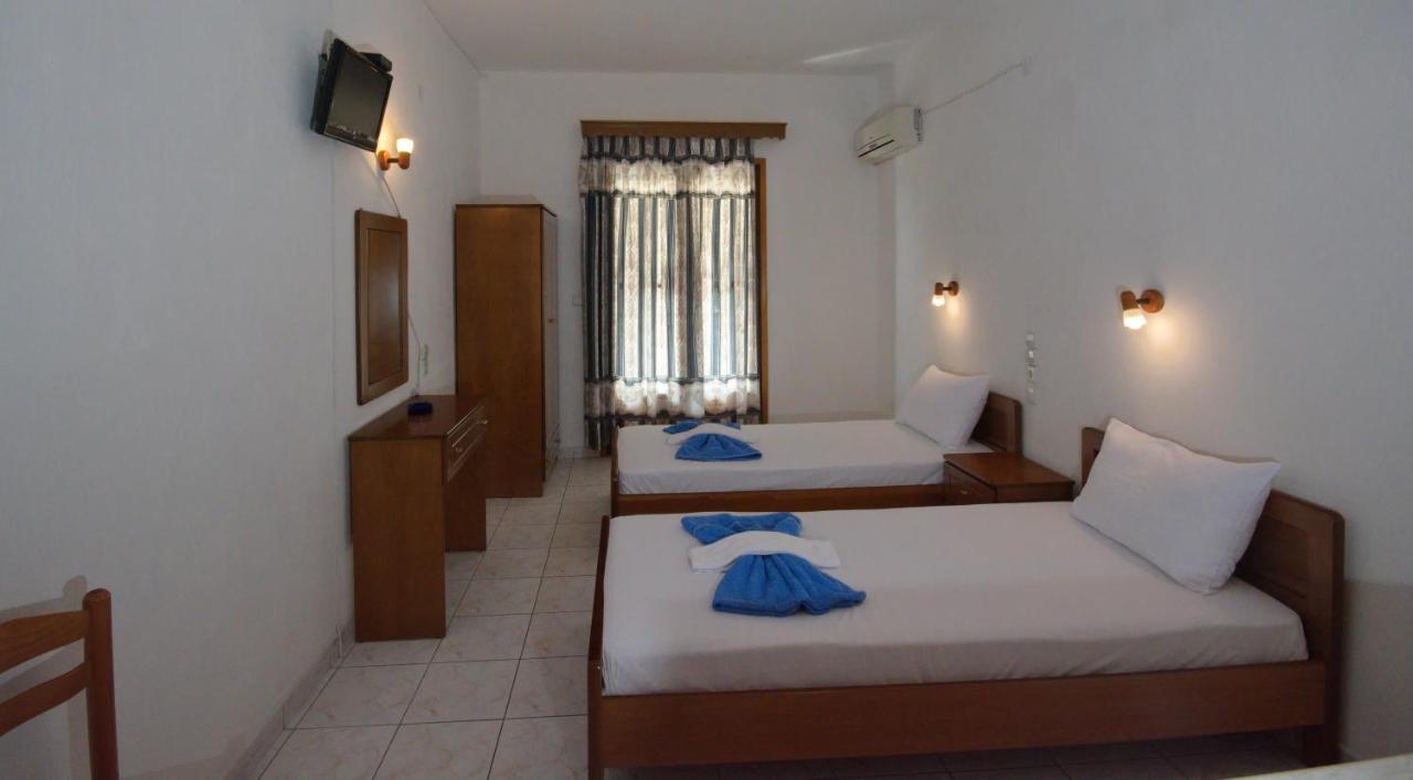 Nikis Rooms Kalamakia Exterior foto